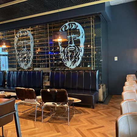 באטומי Kinotel מראה חיצוני תמונה