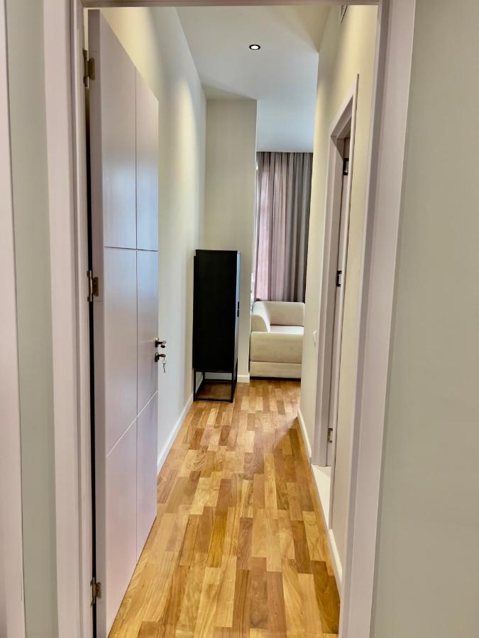 באטומי Kinotel מראה חיצוני תמונה